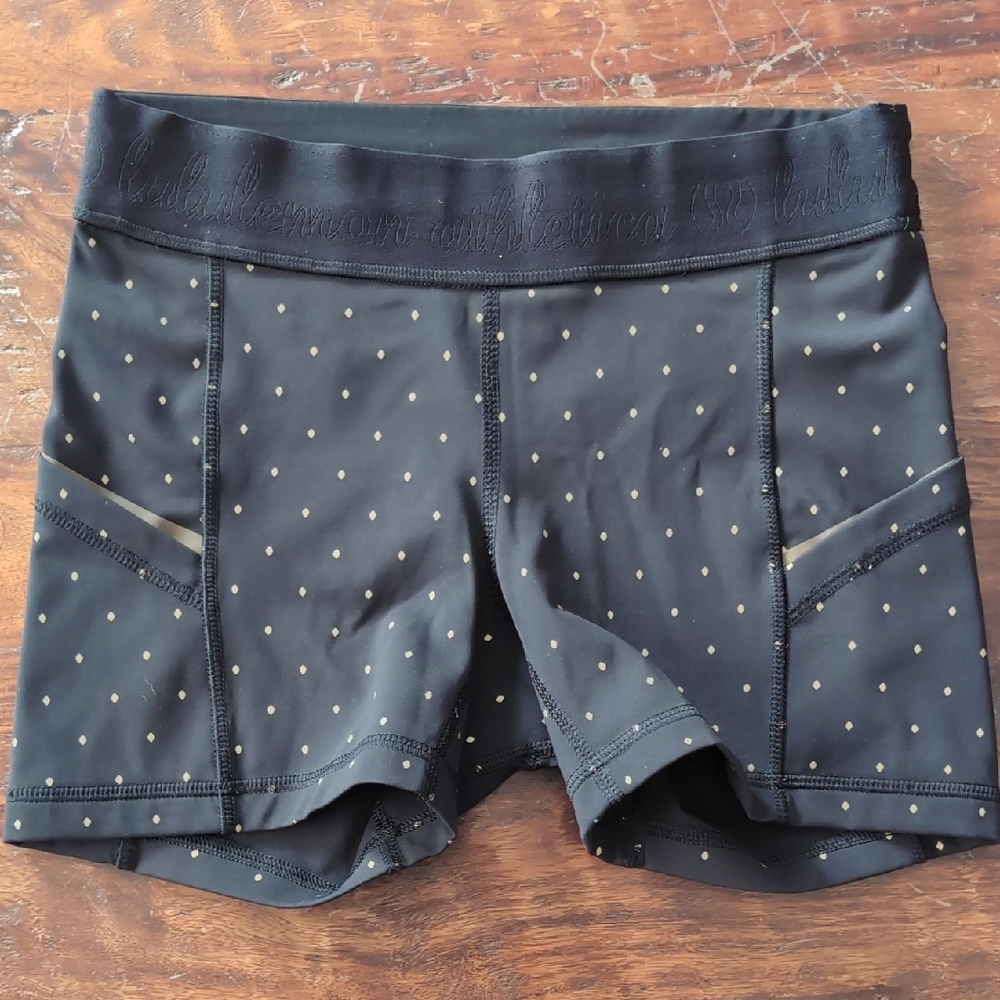 LULULEMON Black Polka Dot Shorts